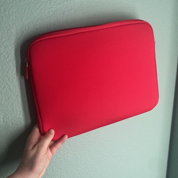 NWOT CASE LOGIC 14” tomato red neoprene laptop zipper pouch - perfect never used - Picture 2 of 12